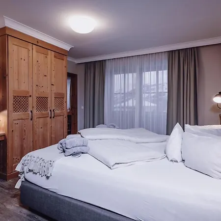 Hotell Familienresort Ellmauhof