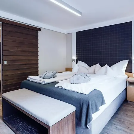 Familienresort Ellmauhof Otel 4*