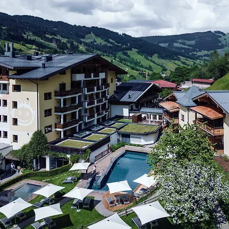 Familienresort Ellmauhof 4*